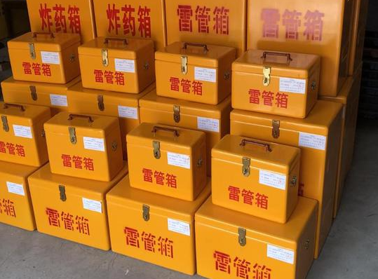 西岗玻璃钢雷管箱的使用寿命一般是多少？